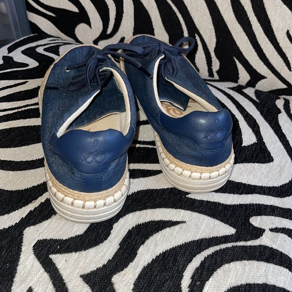 Sam Edelman - Picture 2 of 3